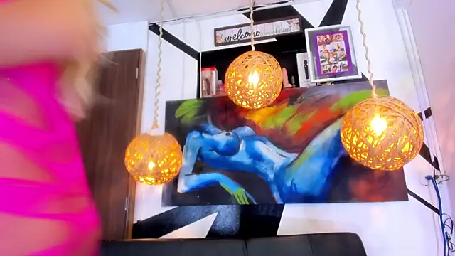 victoria aleia  online show from 10-09-25, 10:21