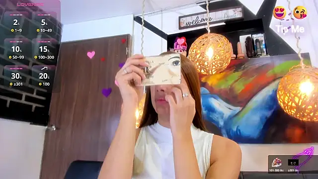 victoria aleia  online show from 04-02-26, 10:49