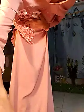 Snapshot of Kami_gaam chatting on 02-19-25, 02:12 Kami gaam online show from 02-19-25, 02:12