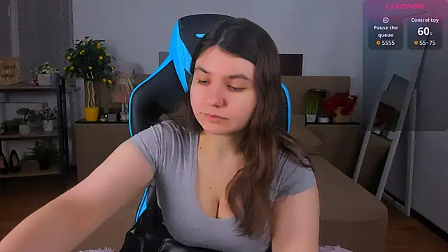 Viola  Shy online show from 02-02-26, 08:52