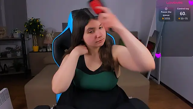 Viola  Shy online show from 02-11-26, 09:03