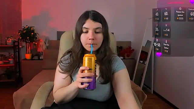 Viola  Shy online show from 02-20-26, 09:17