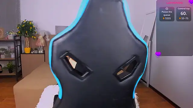 Viola  Shy online show from 02-13-26, 09:37