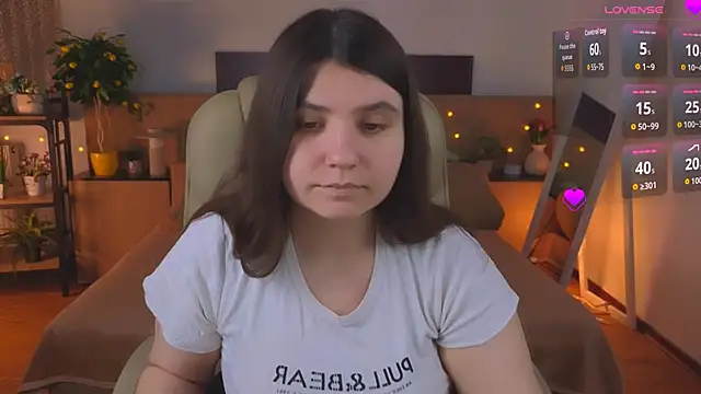 Viola  Shy online show from 05-31-26, 09:04