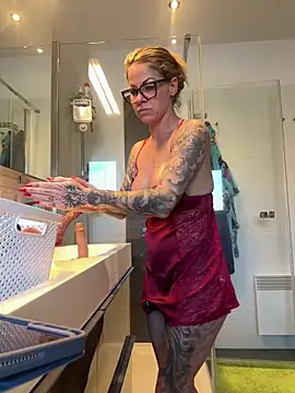 Tatjana Sue online show from 12-30-24, 11:48