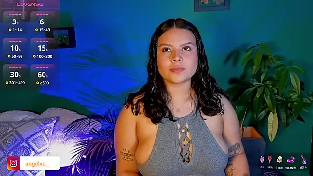 Snapshot of Anne_Babb chatting on 09-25-25, 12:05 Anne Babb online show from 09-25-25, 12:05