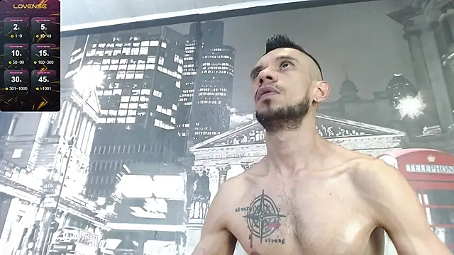 Snapshot of BIGZEHUZ chatting on 03-19-25, 12:59 BIGZEHUZ online show from 03-19-25, 12:59
