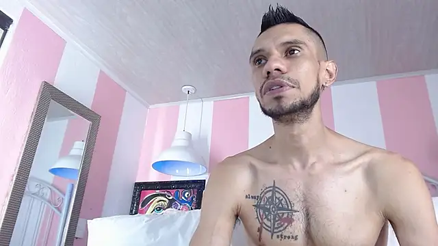Snapshot of BIGZEHUZ chatting on 03-14-25, 03:58 BIGZEHUZ online show from 03-14-25, 03:58