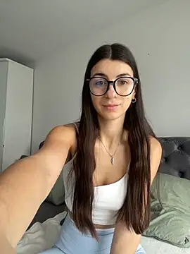 Wildberry  online show from 02-12-26, 08:25