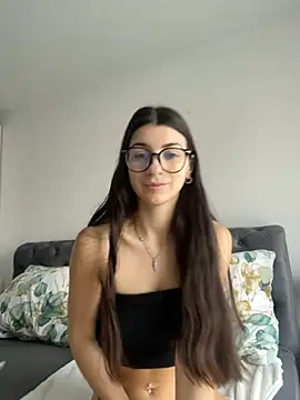 Wildberry  online show from 03-10-26, 07:56