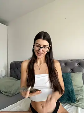 Wildberry  online show from 01-11-26, 02:35