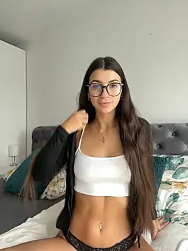 Wildberry  online show from 10-15-25, 08:11