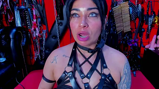 Snapshot of sadistic_aradia chatting on 02-15-25, 04:58 sadistic aradia online show from 02-15-25, 04:58