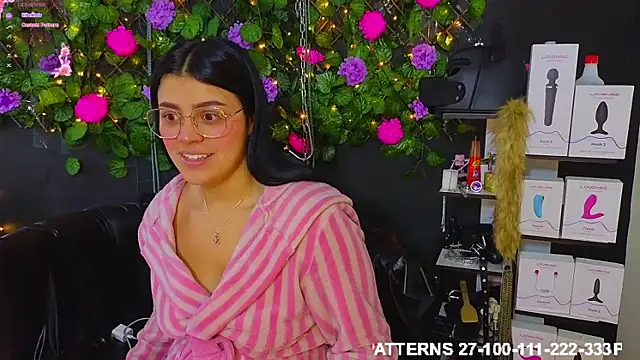 Sweett Mollyy online show from 04-21-26, 04:35