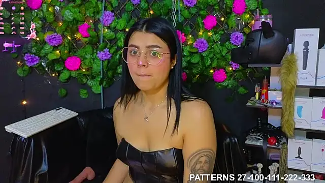 Sweett Mollyy online show from 03-28-26, 11:28