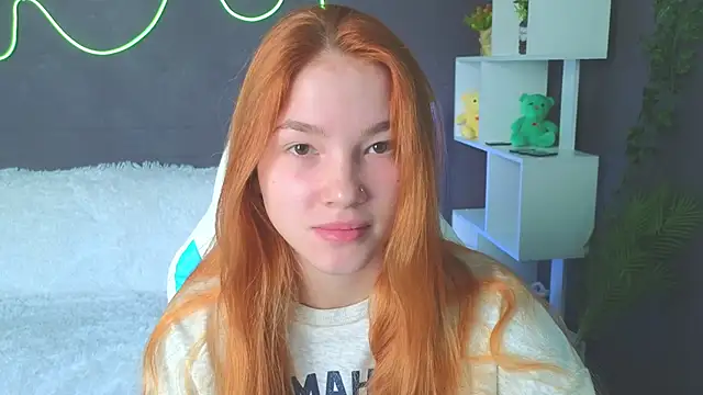 Snapshot of erikabrian chatting on 09-10-25, 01:48 erikabrian online show from 09-10-25, 01:48