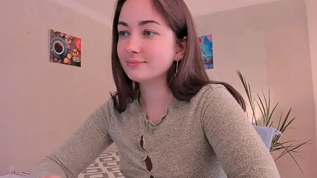 Snapshot of cClandesTina chatting on 09-19-25, 02:43 cClandesTina online show from 09-19-25, 02:43