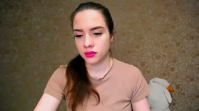 Snapshot of _your_fantasy_girl chatting on 03-18-25, 09:21 your fantasy girl online show from 03-18-25, 09:21