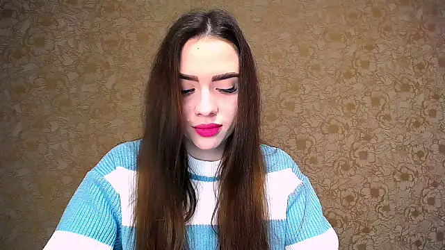 Snapshot of _your_fantasy_girl chatting on 01-28-25, 05:03 your fantasy girl online show from 01-28-25, 05:03