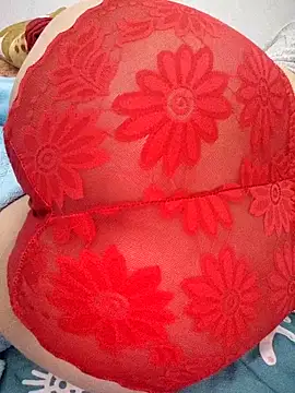 Snapshot of Haralushiaaa chatting on 03-19-26, 07:14 Haralushiaaa online show from 03-19-26, 07:14