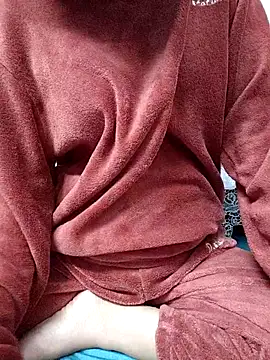 Haralushiaaa online show from 12-20-25, 04:04