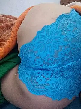 Snapshot of Haralushiaaa chatting on 02-22-26, 10:44 Haralushiaaa online show from 02-22-26, 10:44