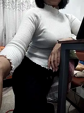 Haralushiaaa online show from 11-23-25, 03:22