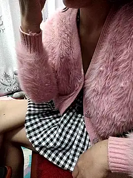 Snapshot of Haralushiaaa chatting on 01-15-26, 01:58 Haralushiaaa online show from 01-15-26, 01:58