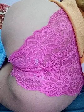 Snapshot of Haralushiaaa chatting on 03-14-26, 04:51 Haralushiaaa online show from 03-14-26, 04:51