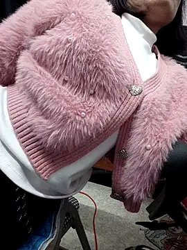 Haralushiaaa online show from 12-14-25, 12:33