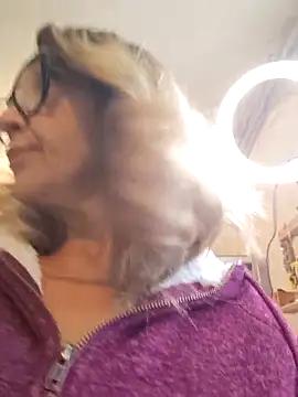 JasmineNoir2 online show from 10-04-25, 09:22