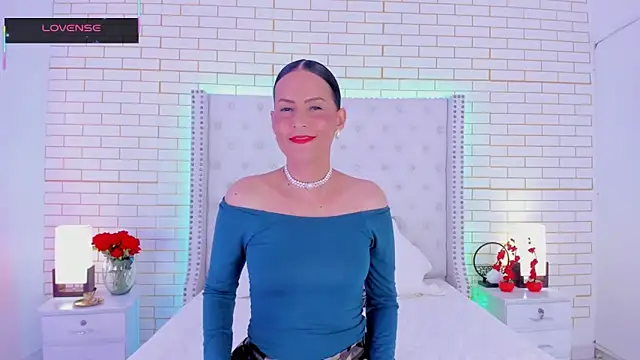 Coco Balenciaga  online show from 05-23-26, 11:42