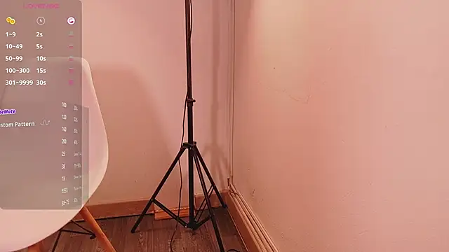 littleebluee online show from 09-30-25, 02:50