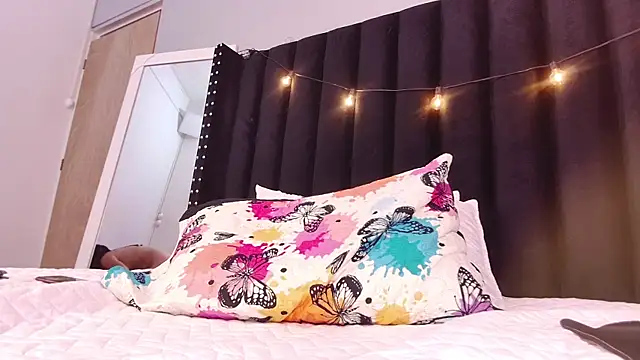 littleebluee online show from 03-02-25, 06:35
