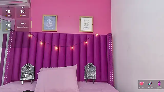 littleebluee online show from 11-01-25, 03:24