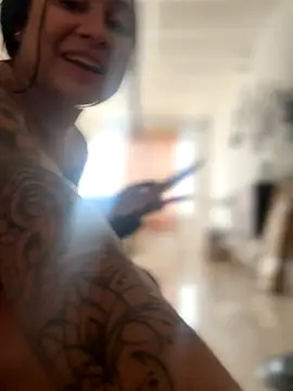 Pretty Isadora online show from 11-06-25, 06:56