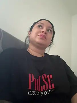 Pretty Isadora online show from 04-10-26, 09:11