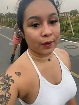 Pretty Isadora online show from 03-23-26, 10:09