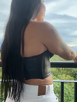 Pretty Isadora online show from 12-04-25, 09:03