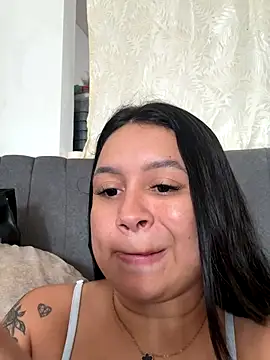 Pretty Isadora online show from 11-10-25, 08:58