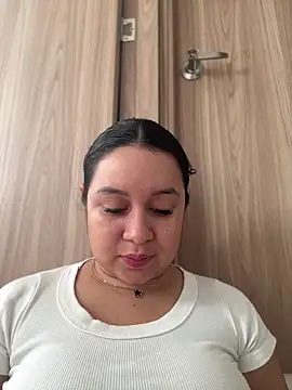 Pretty Isadora online show from 04-09-26, 07:09