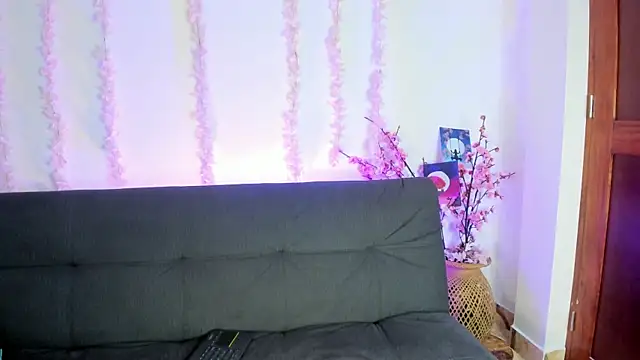 on tefa online show from 02-11-26, 03:17