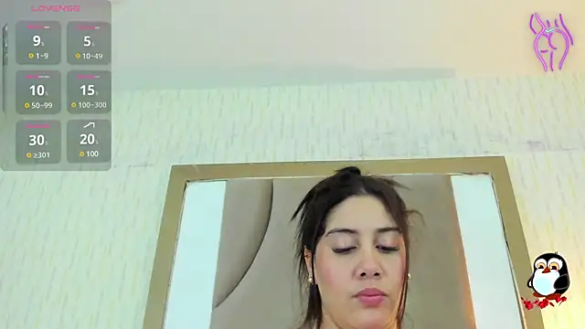 Snapshot of ThyaraJhons chatting on 02-27-25, 12:12 ThyaraJhons online show from 02-27-25, 12:12