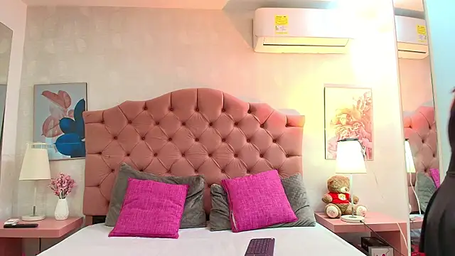 ThyaraJhons online show from 03-07-26, 11:49