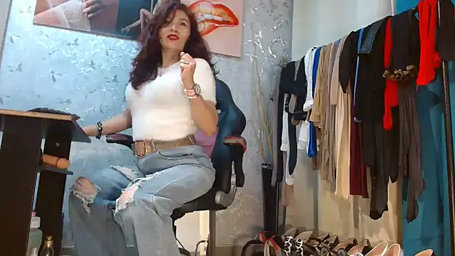 Samantabrown  online show from 02-23-26, 11:22