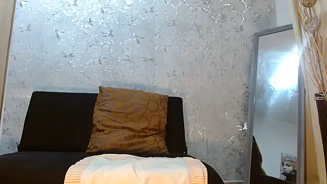 Samantabrown  online show from 11-27-25, 11:32