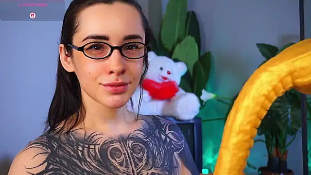 EvaCanton online show from 02-04-26, 02:17