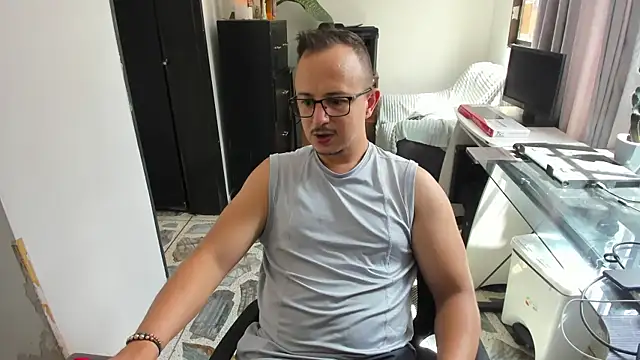 jacob strokes01 online show from 06-16-26, 06:08