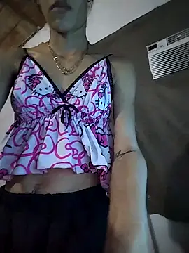 The-quee22 online show from 11-20-25, 06:52