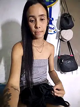 The-quee22 online show from 11-22-25, 02:21